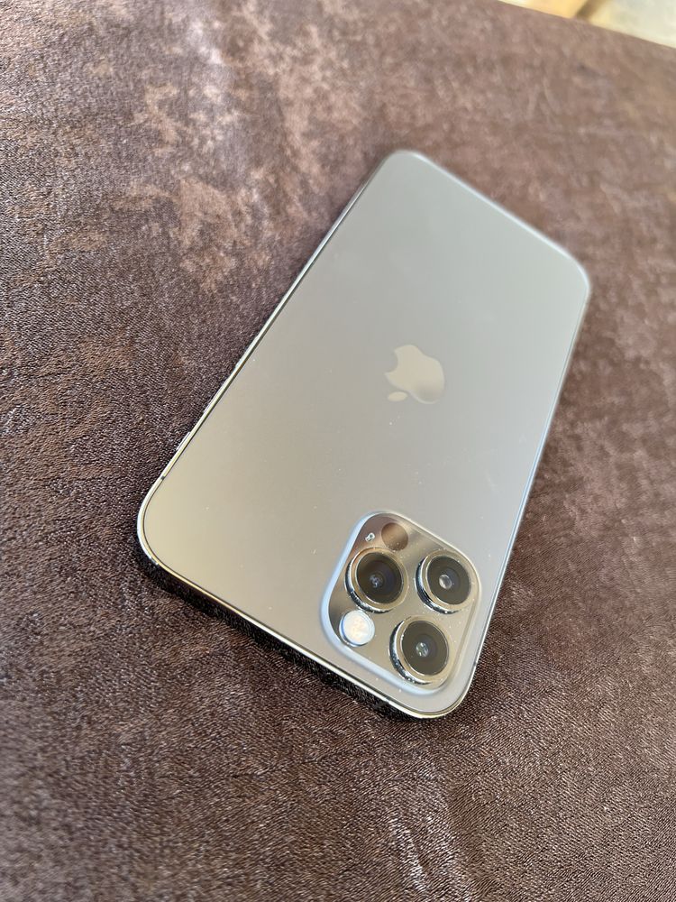 iPhone 12 Pro 128 GB silver Айфон 12 про сив