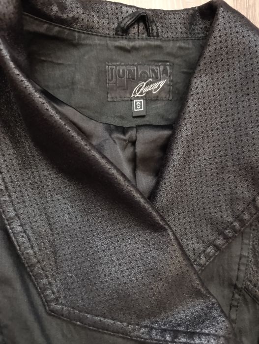 Елегантен елек на Юнона