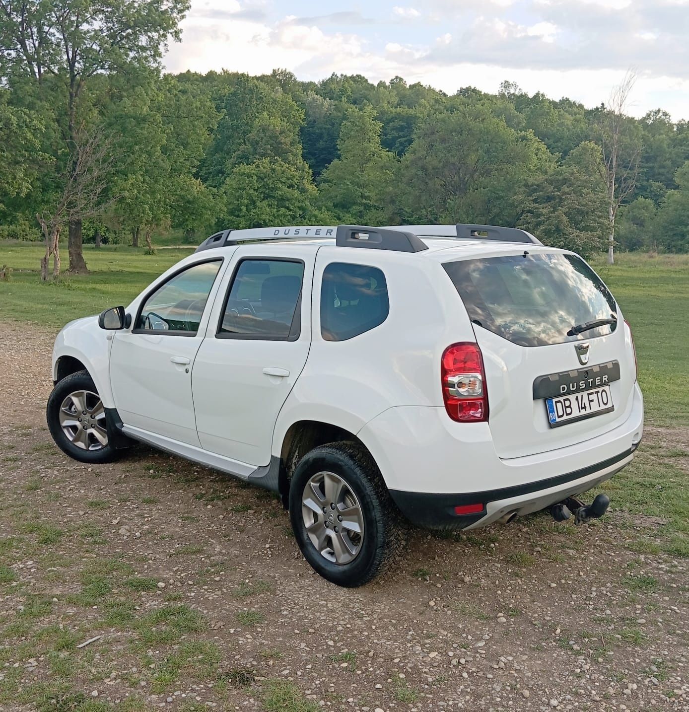 Dacia Duster Laureat Euro 5 an 2015 recent înmatriculată