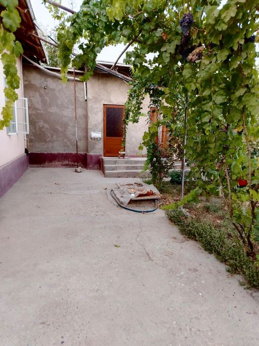 Shahrisabz shahridan hovli sotiladi