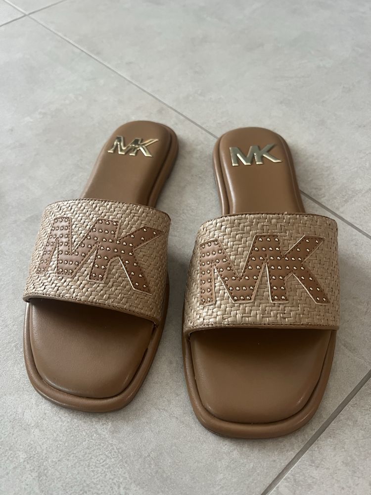 Чехли Michael Kors