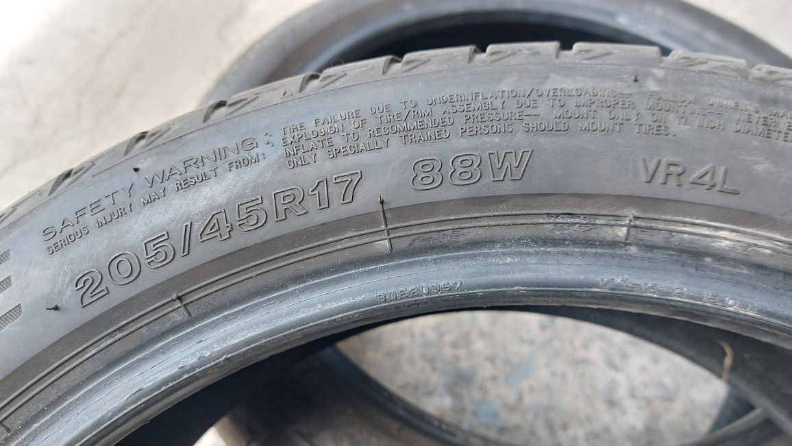 Летни гуми 205/45/17 Bridgestone Turanza T005 2 броя