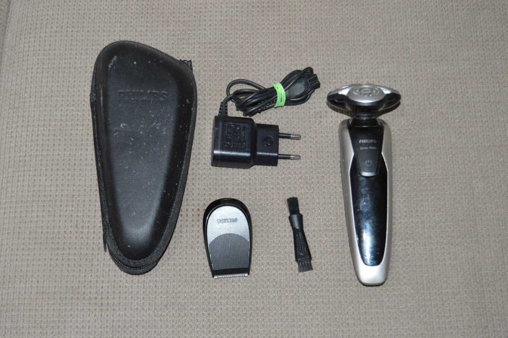 Aparat de ras barbierit PHILIPS Series 9000 S9041