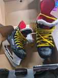 Patine hoki, hockey Bauer marime 35