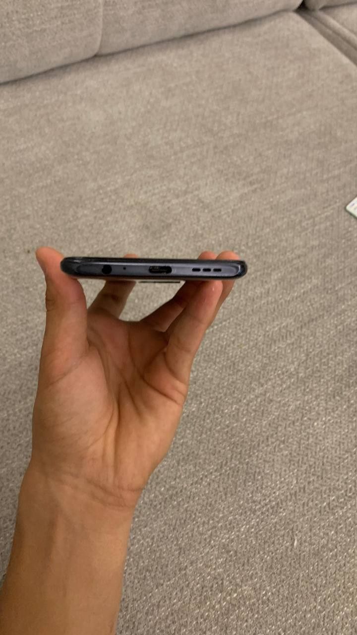 Redmi not 10S ideal sastayana