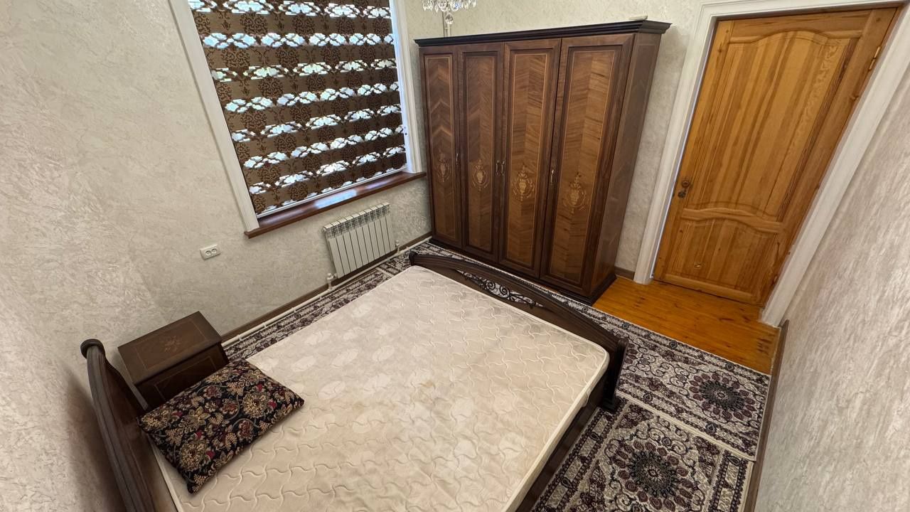 Yakkasaroy Rakat 3 sotik 6 xona uchastka ijaraga beriladi