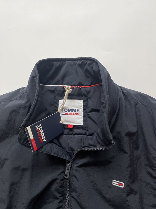 Tommy Hilfiger :Ново преходно яке -  Essential Jacket Л / Оригинал