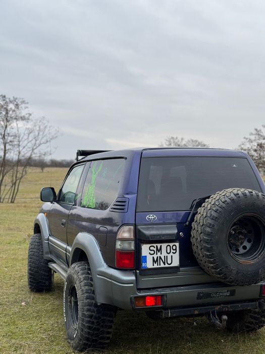 Toyota Land Cruiser J90