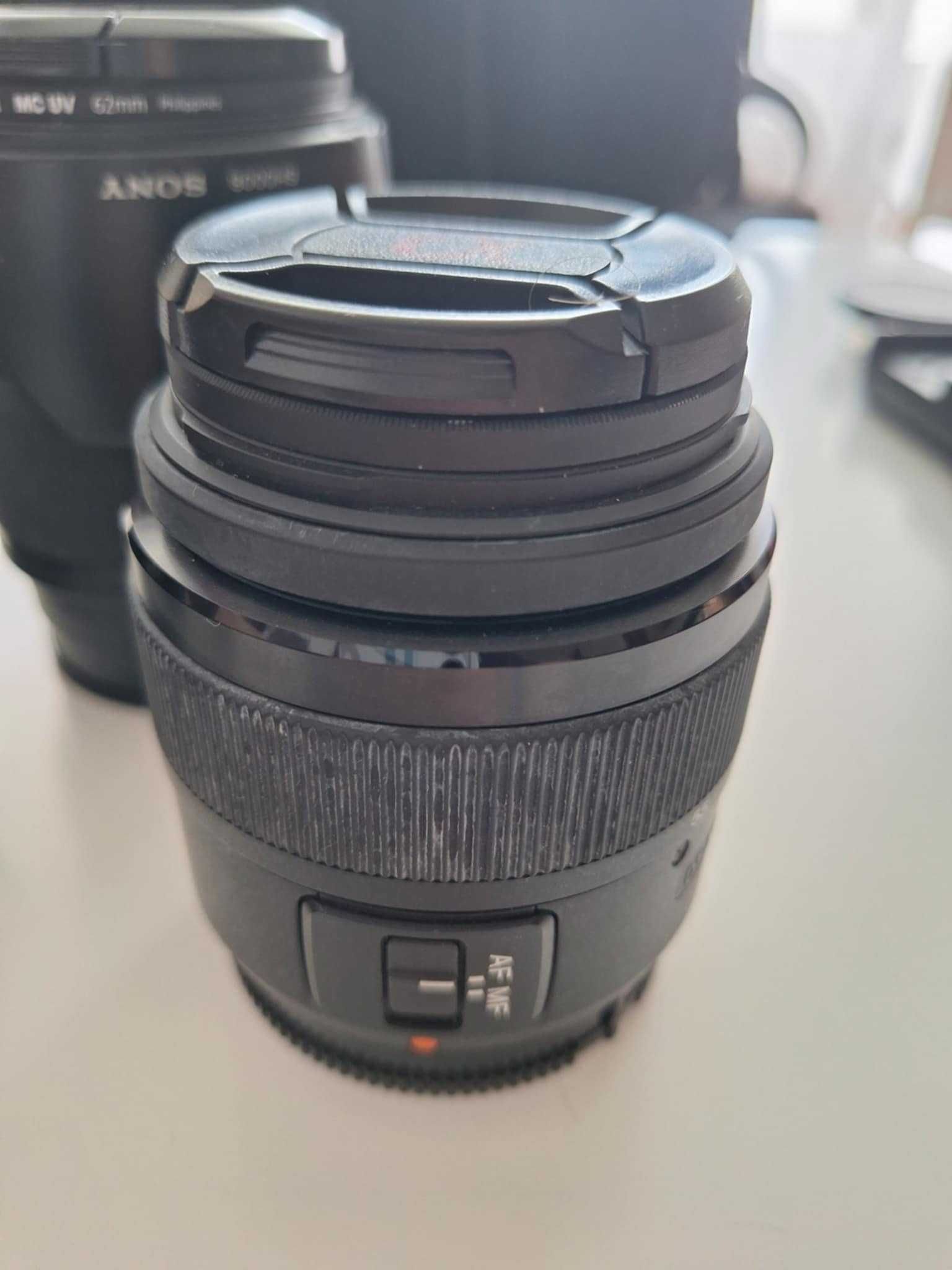 Sony a58 (с ТРИ обектива, чанта и SD карта 32гб SanDisk)