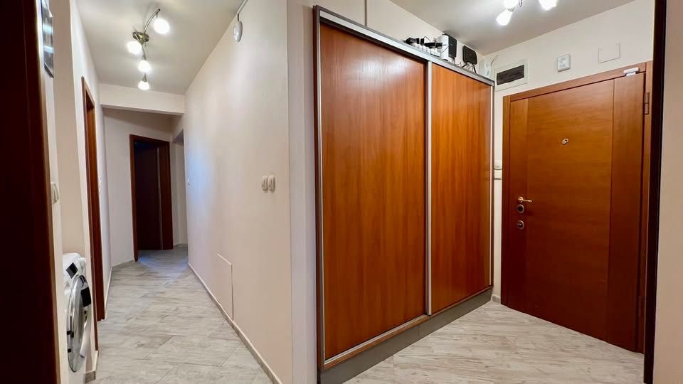 Продава се Четиристаен апартамент в София, Люлин 9 - 137 кв.м за 1752 €/кв.м - Снимка #6