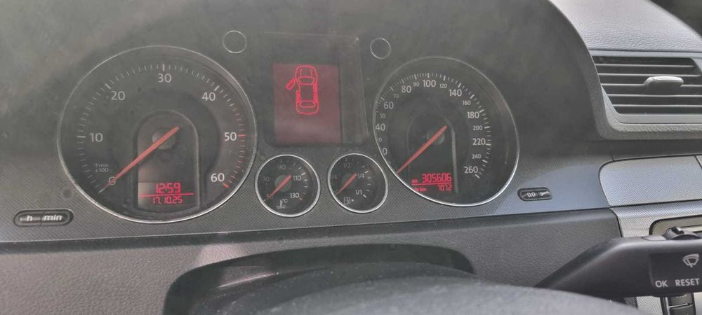 Proprietar vând autoturism marca VW Passat, 2.0, diesel