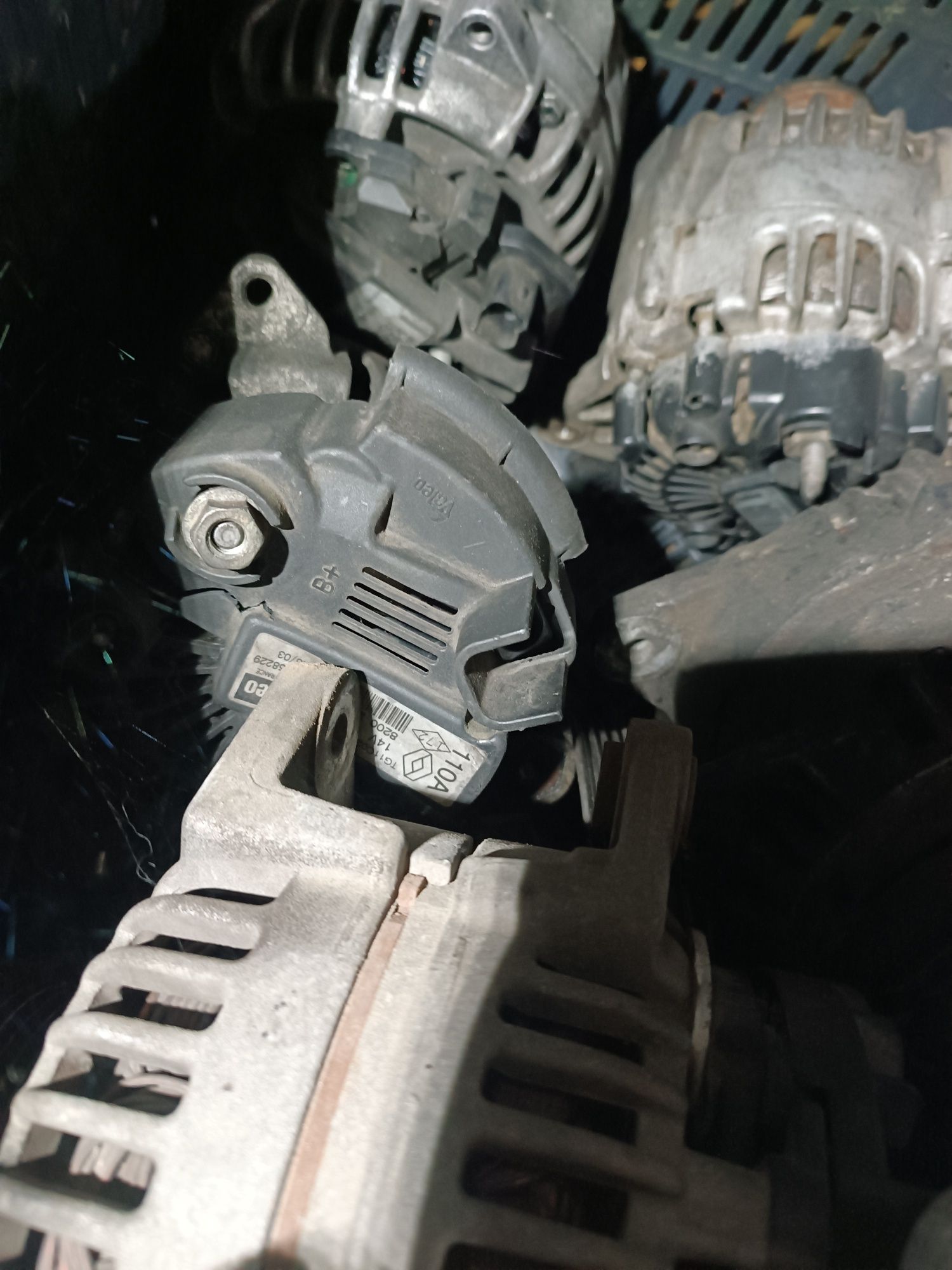 Electromotor alternator Fluence Megane3 Scenic2 Clio3 Megane2 Laguna2