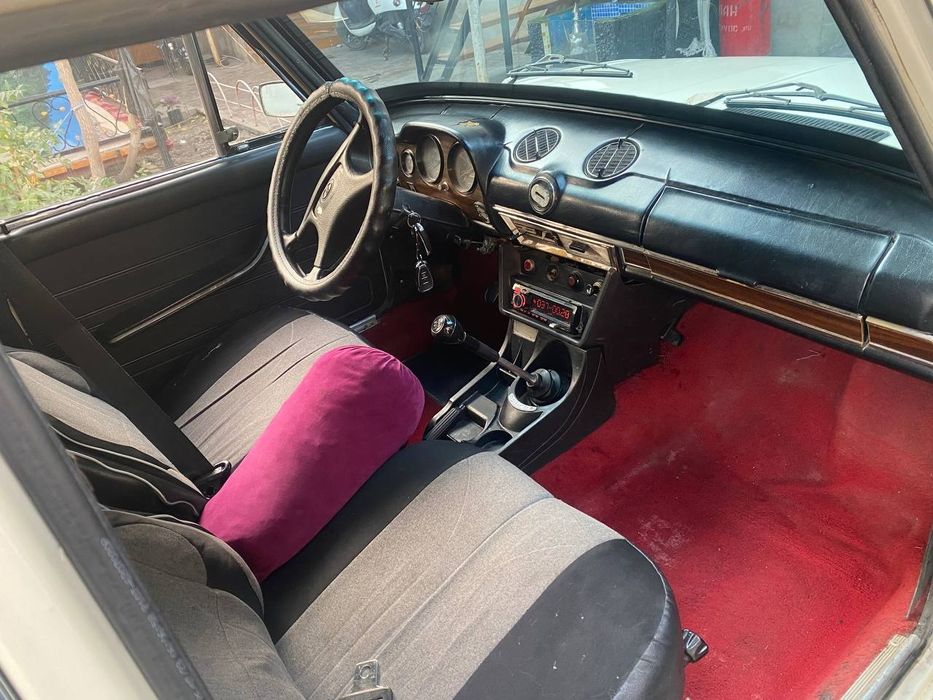 Vaz 2103 ideal xolatda