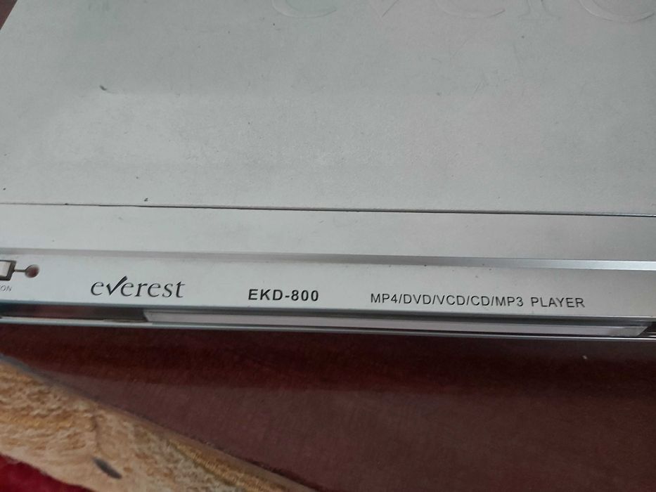 DVD player Everest