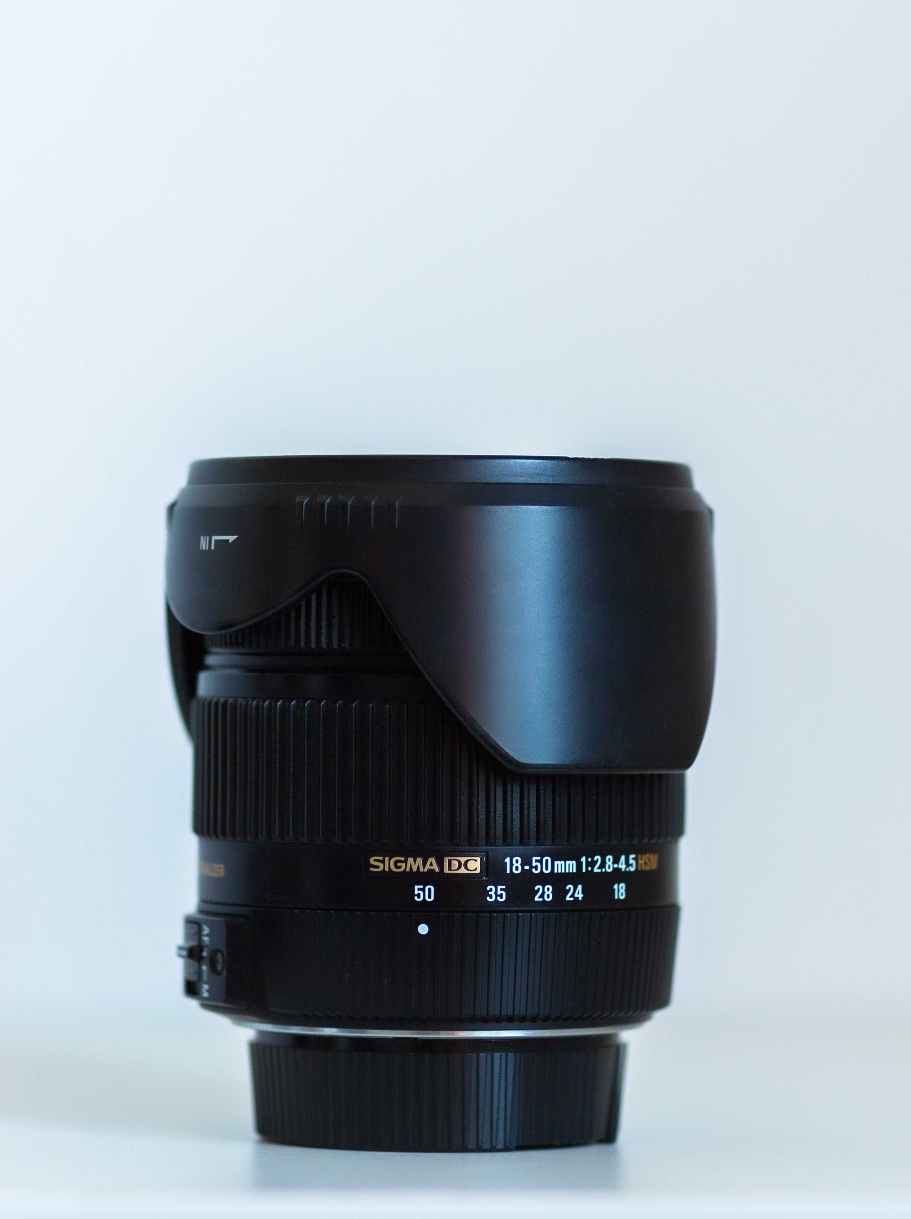 Obiectiv SIGMA 18-50mm f2.8-4.5 pt. Nikon DC OS HSM