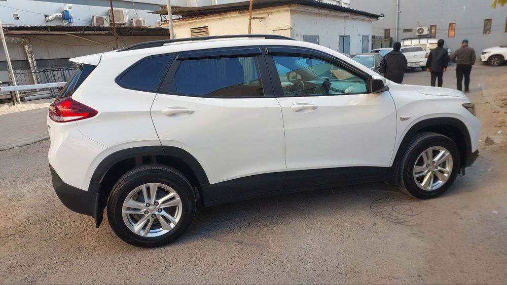 Аренда с выкупом Tracker 2 Turbo LS 2023