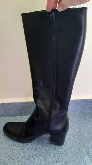 Дамски есенно-зимни ботуши, боти и обувки, 37