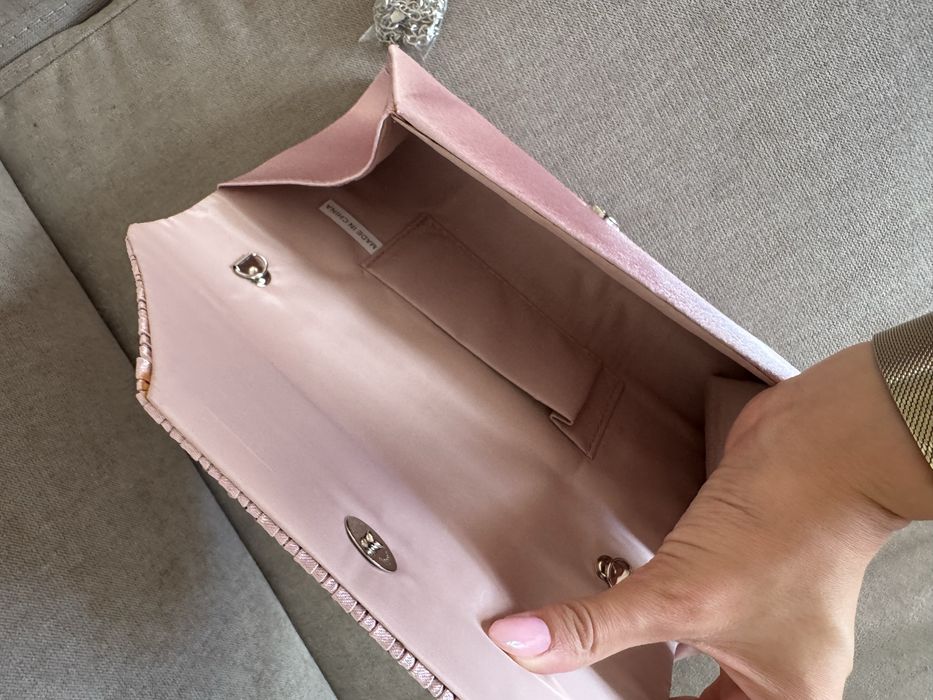 Нова розова клъч чанта, с камъни, подходяща за повод