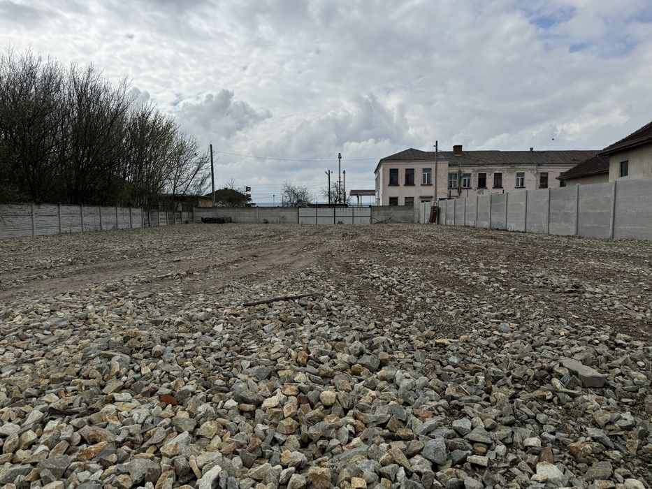 Inchiriez teren Filiasi intravilan
