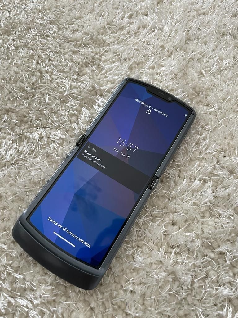 Telefon Motorola RAZR 5G XT2071-4 Defect