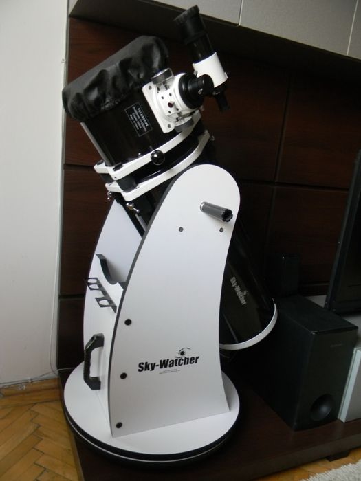 Telescop Sky-Watcher 200/1200 Skyliner flextube Dobson