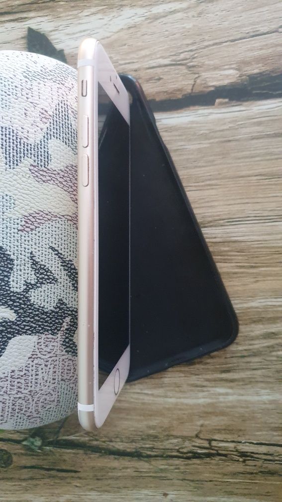 Iphone 7 - gold 128 gb