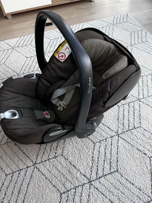 Столче за кола Cybex Cloud Q Plus