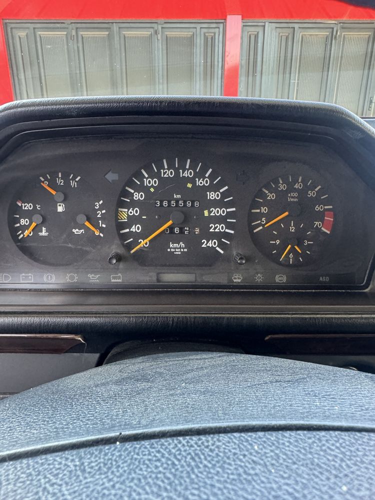 MersedesBenz W124 E 260