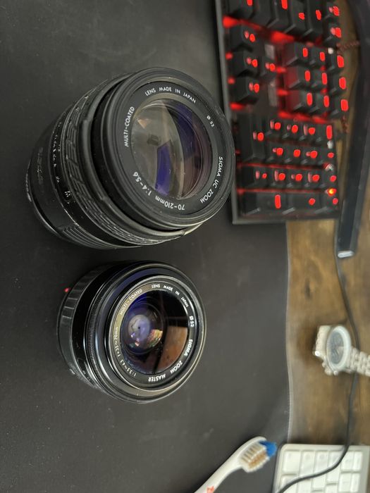 Doua obiective aparat foto Sigma (Minolta)