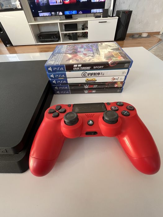 Конзола SONY Playstation 4 Slim 500gb