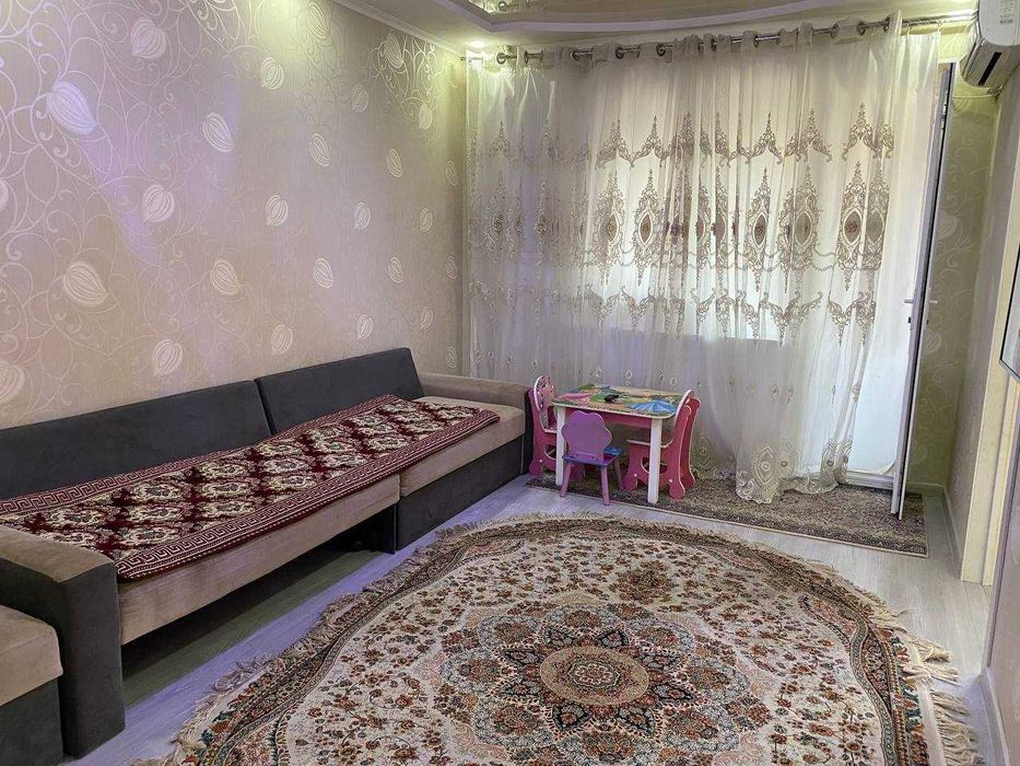 Продаю квартиру (Лисунова)