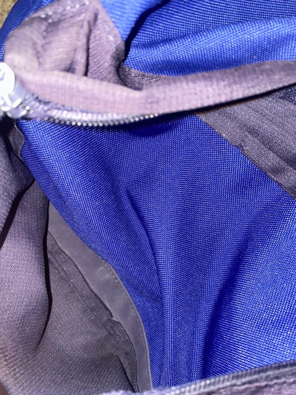 Продам рюкзак adidas оригинал в среднем состоянии торг имеется