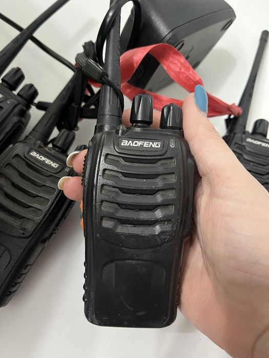 Продам рации 4 штуки