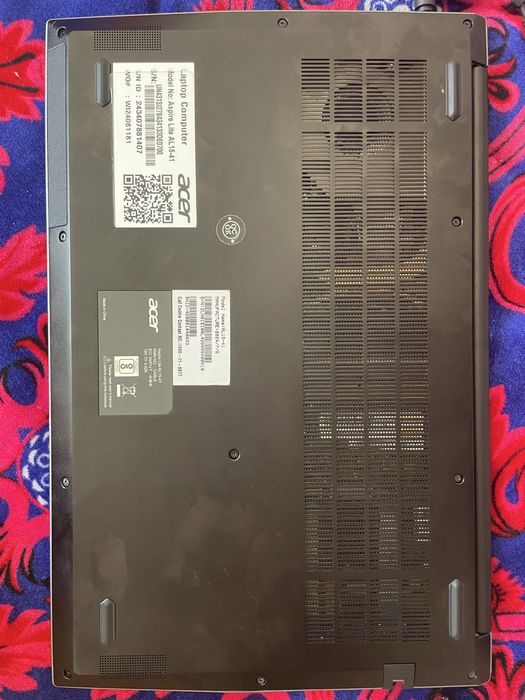 Acer aspire 3 512g