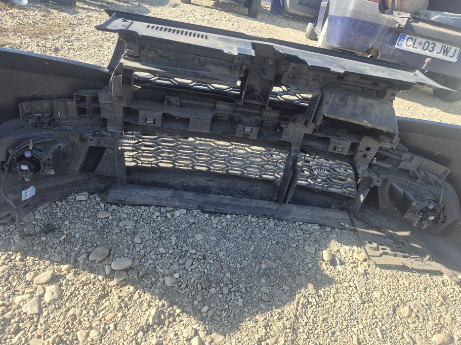 Bara fata Dacia Logan 2 facelift