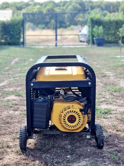 Generator profesional Honda ECMT 7000