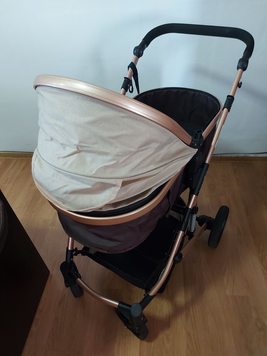 Carucior bebe  3 în 1,  foarte ușor