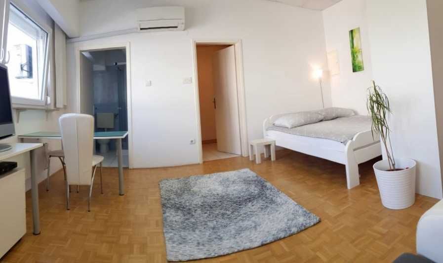 Дава се под наем Двустаен апартамент в Пловдив, Христо Смирненски - 64 кв.м за 229.5 € - Снимка #4