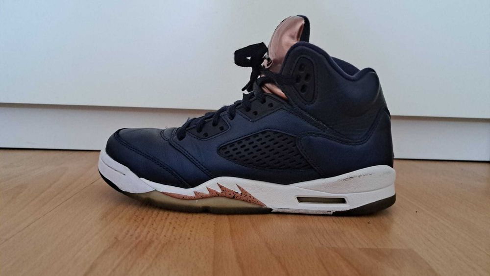 Air Jordan 5 Retro Bronze (Adidasi, sneakers, Nike)