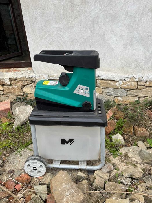 Валцова самопридърпваща дробилка 2800W 45мм