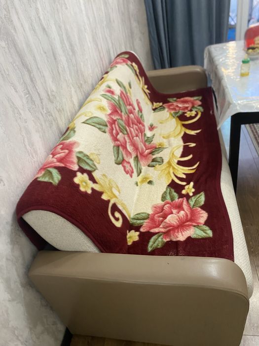 Продам диван, расклодной.