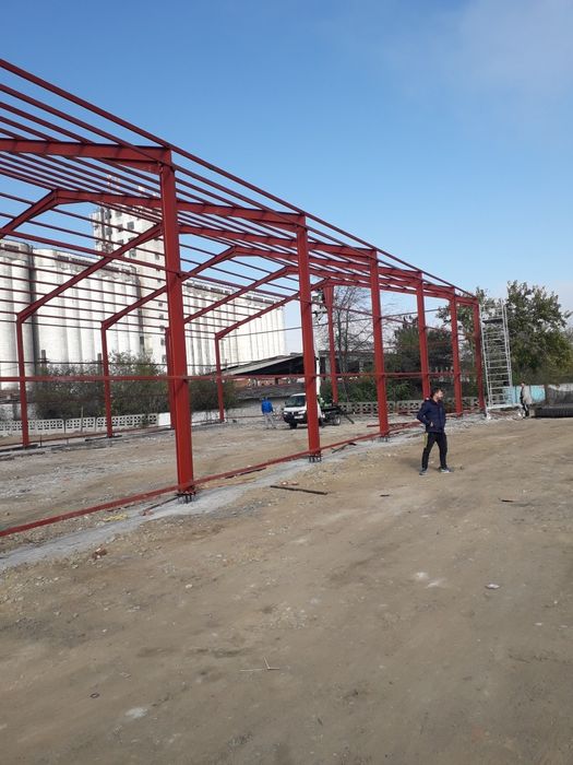 Vând fânar cu deschiderea de 10 m la un preț de ne refuzat