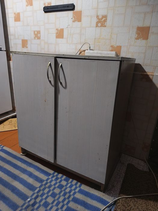 Отдам даром шкафы