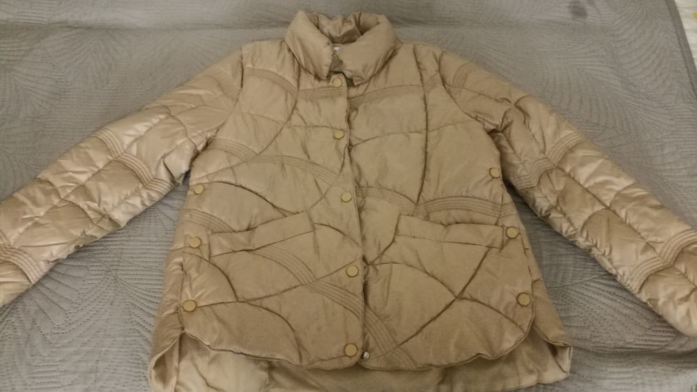 Куртка осенняя, в хорошем состоянии. Размер 44.