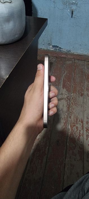 IPhone 16pro gold