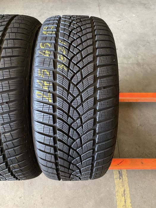 Anvelope iarna 245/45/19 Goodyear Ultra Grip Performance 245 45 19 R19
