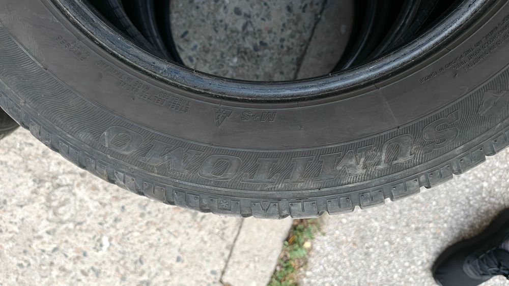 4 зимни гуми 215 60 R17