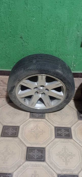 ПРОДАЮТСЯ Диски с шинами