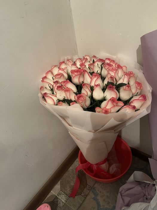 Цветый букеты б/у 51 роза