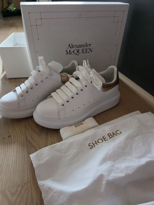 НОВИ кожени маратонки Alexander Mcqueen